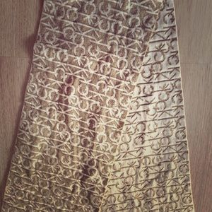 Reversible Calvin Klein scarf